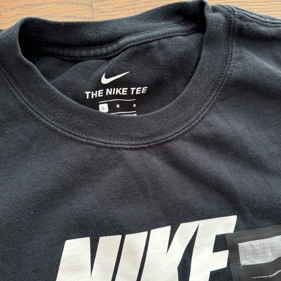 NIKE Men's Adapt Evolve React T shirt top LARGE CZ4661-010 - Picture 3 of 4